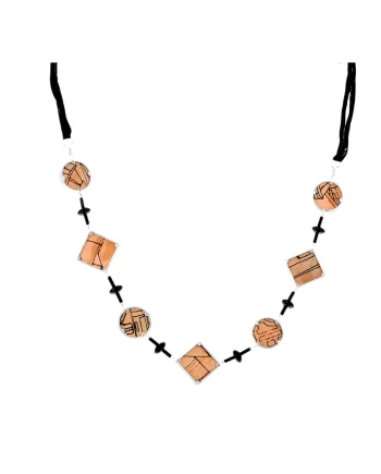 Foam Brewers Dystopian Dream Girl Black and Tan Necklace